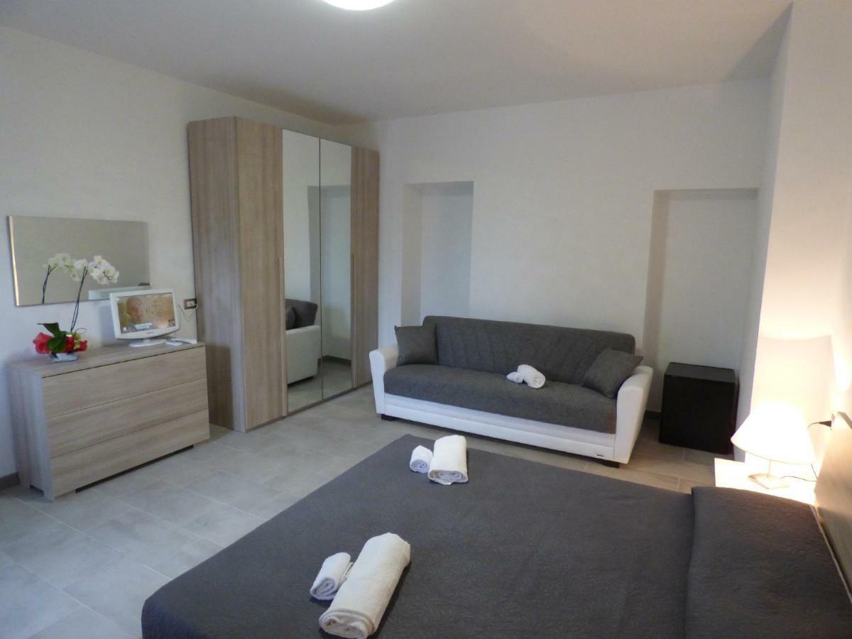 B&B Fiori Di Pesco Fertilia Exteriör bild