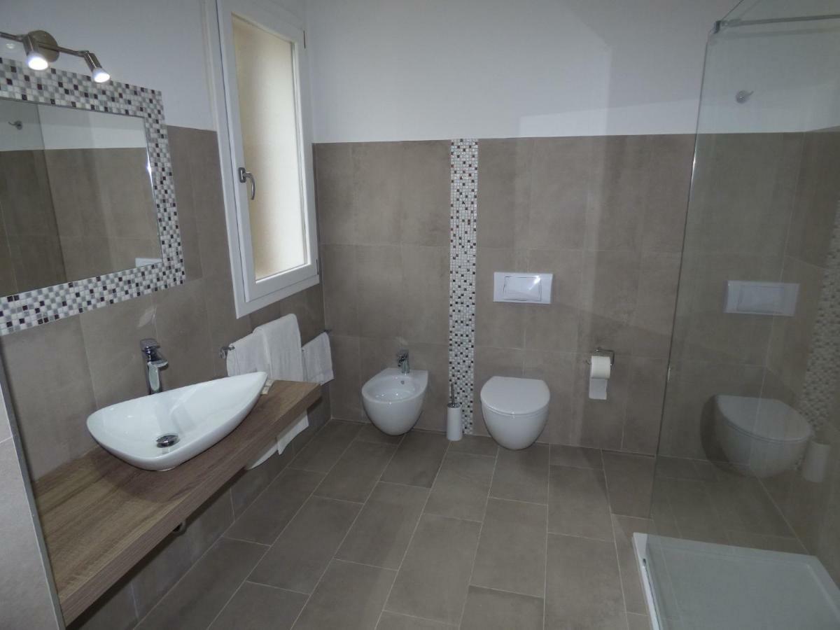 B&B Fiori Di Pesco Fertilia Exteriör bild