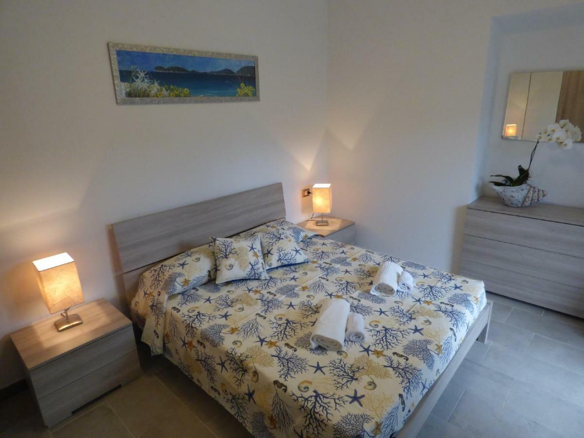 B&B Fiori Di Pesco Fertilia Exteriör bild