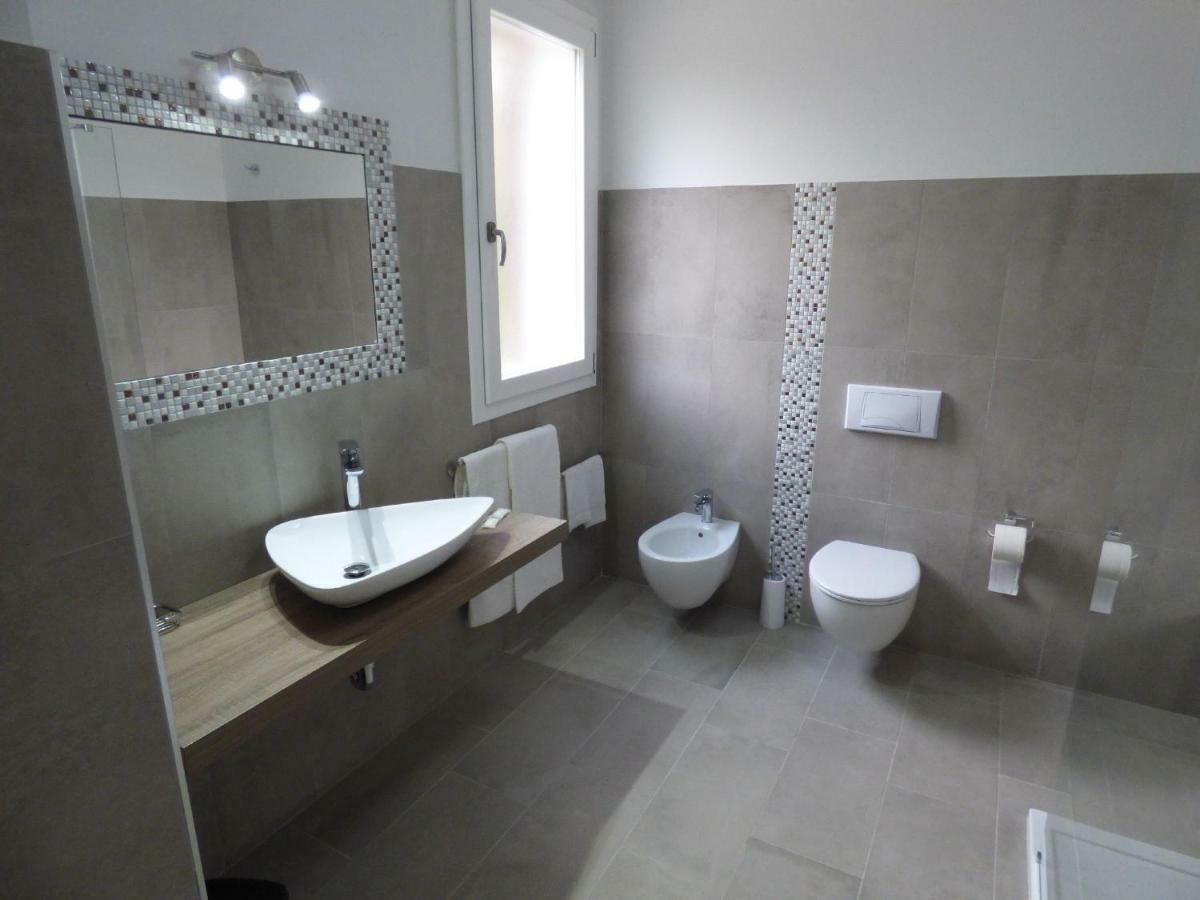 B&B Fiori Di Pesco Fertilia Exteriör bild