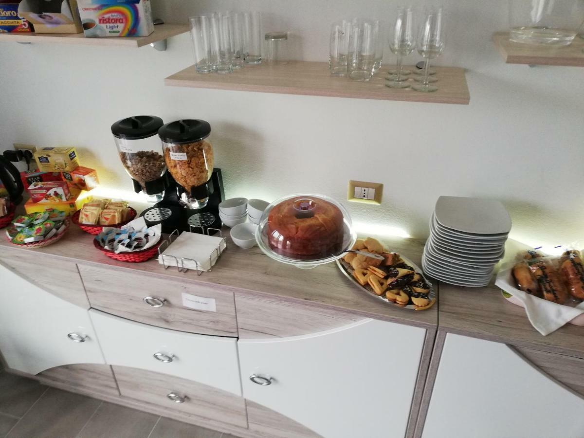B&B Fiori Di Pesco Fertilia Exteriör bild