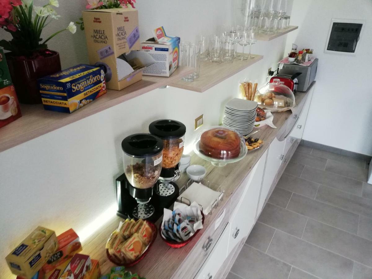 B&B Fiori Di Pesco Fertilia Exteriör bild